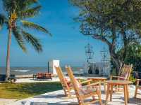 The Hen Hua Hin