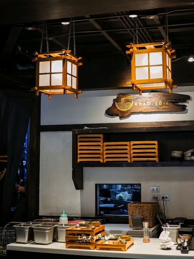 Khao-Sō-i ข้าวซอยร้านดังจากเชียงใหม่ ที่สีลม