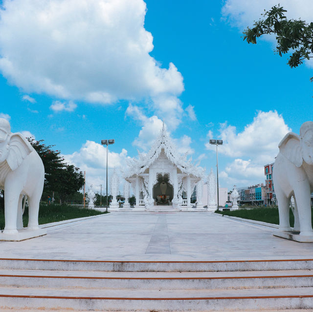 วิหารทวดงูขาว