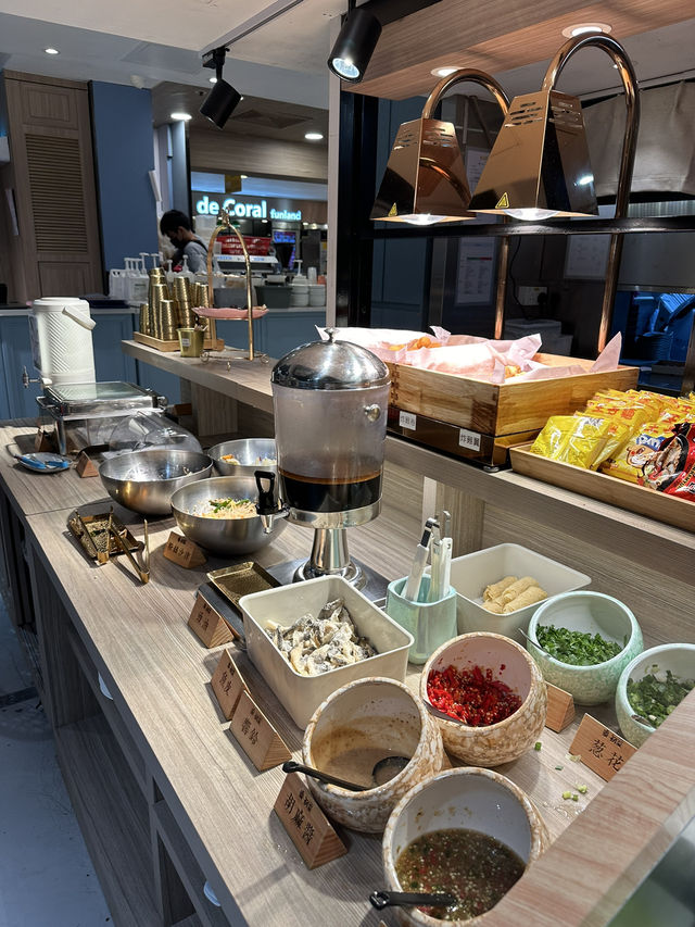 愉景新城泰式任食火鍋