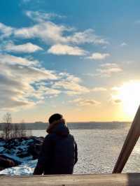 ONE OF THE BEST SUNSET VIEWING SPOT IN HELSINKI WITH THE FREEZING OCEAN VIEW 