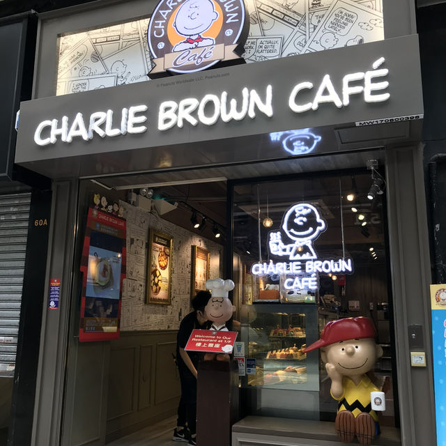 可愛すぎる！チャーリー･ブラウン カフェ
