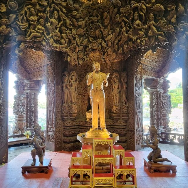 ปราสาทสัจธรรม