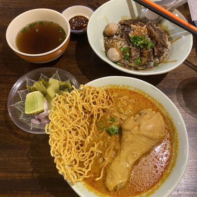 ก๋วยเตี๋ยวเนื้อตุ๋นหอ4ชาย ร้านเด็ดราคาดีที่นิมมาน