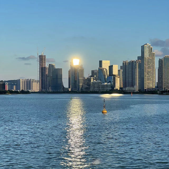 🚢 港珠澳大橋遊船：跨越海天的壯麗之旅