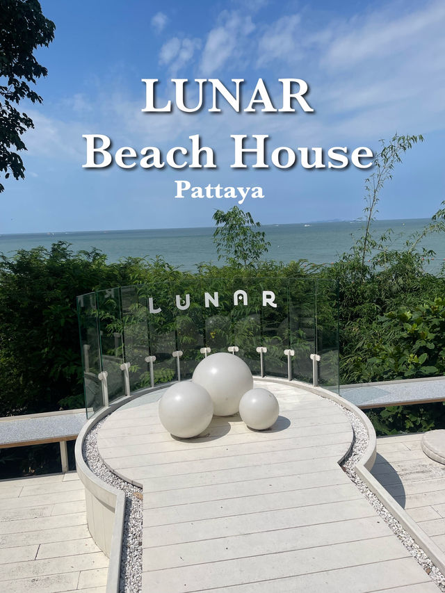 The Lunar Beach house (Pattaya)