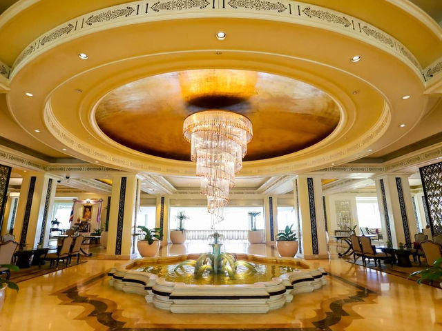 Dusit Thani Hua Hin ที่พักสวยริมทะเลหัวหิน