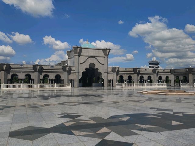 Masjid Wilayah Persekutuan เที่ยวกัวลาลัมเปอร์