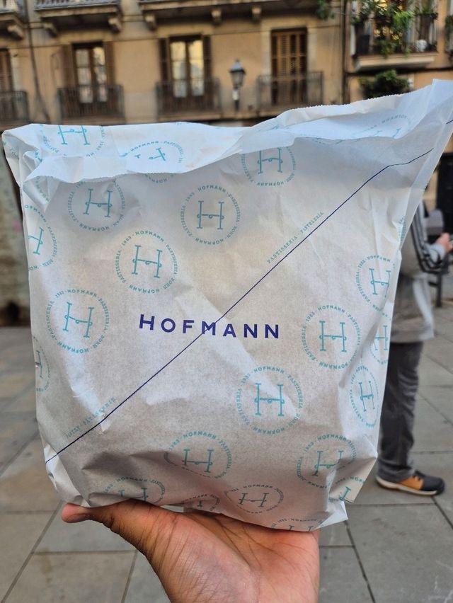 🎂 디저트 애호가를 위한 천국, Hofmann Bakery 🎂