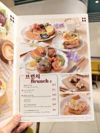 海運韓式Cafe，必點鬆軟梳乎厘班戟