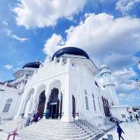 Beauty lies in the eyes of beholder, Masjid Baiturrahman ,Banda Aceh