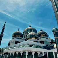 CRYSTAL MOSQUE TERENGGANU | WHERE TERENGGANU'S BEAUTY MEETS ARCHITECTURAL BRILLIANCE 