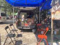 ตลาดหนองฮ่อ ที่เที่ยวสไตล์คนคูล ๆ เชียงใหม่