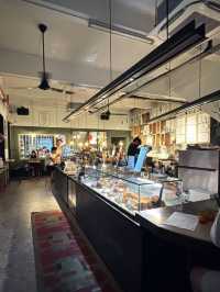 Singapore Cafe & Michelin-Recommended Biryani
