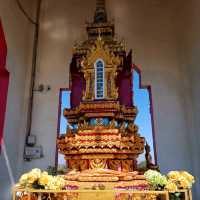 พาเที่ยววัดดังที่ศรีสะเกษ วัดพระธาตุเรืองรอง