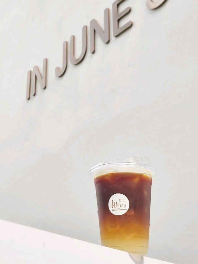 In June's Cafe พิกัดคาเฟ่บางบัวทอง นนทบุรี In June's Cafe พิกัดคาเฟ่บางบัวทอง นนทบุรี