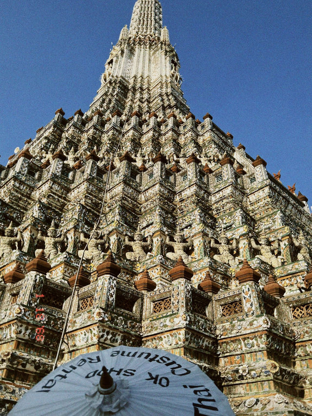 บรรยายการยามเย็นวัดอรุณฯ ( Wat Arun )