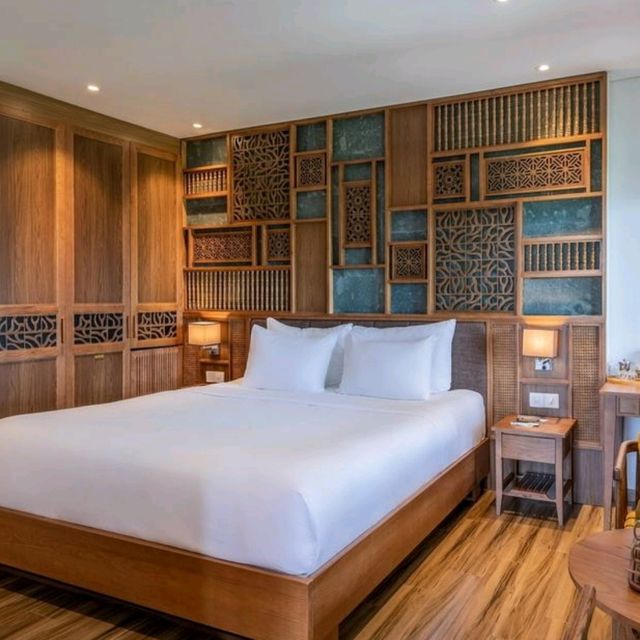 🌿 Chicland Hotel Da Nang – Where Luxury Meets Nature! 🏖️