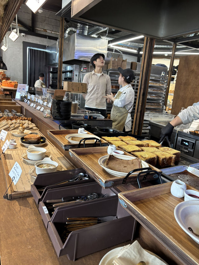 大注目の聖水ベーカリーカフェにいってみたら大正解だった！