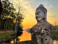 จุดลับชมพระอาทิตย์ตกดินที่นครวัด Sunset 🌅 