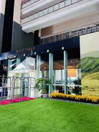 “A Feast of Flavors: Indulge in Maya Brasserie’s Irresistible Lunch Buffet!”
