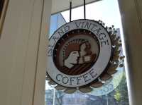 A Taste of Hawaii in Omotesando – Island Vintage Coffee