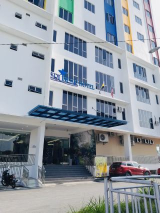 New Perfect Minimalist Hotel in Town