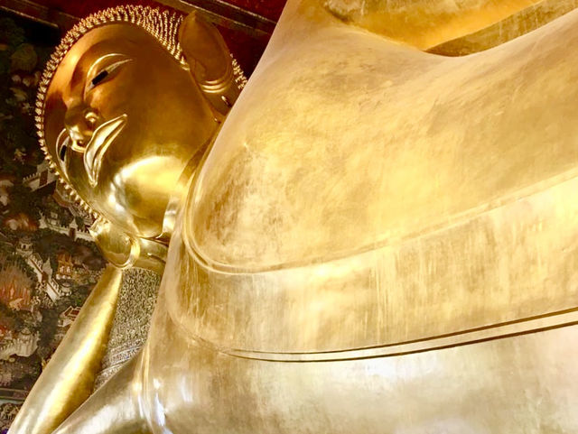 Bangkok’s Grand Palace: Where Legends Live in Stone & Gold