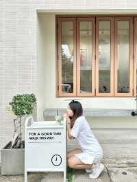 Our Hours cafe : คาเฟ่โฮมมี่ ลำปาง