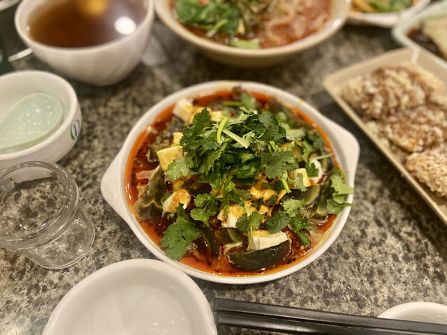 洛陽美食小吃天堂✨ 小街天府⛩️🥢