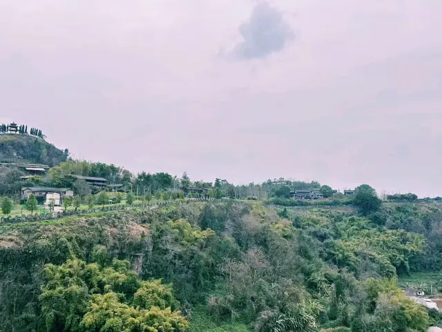 中國重慶著名景點：釣魚城，適合打卡拍照📸