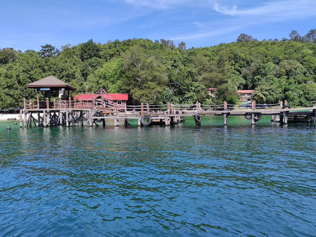 🏝️ Manukan Island: Kota Kinabalu’s Tropical Paradise Escape!