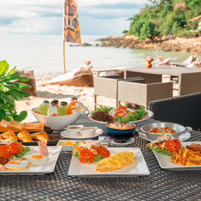 Samed Tropical Resort เกาะเสม็ด ระยอง ข