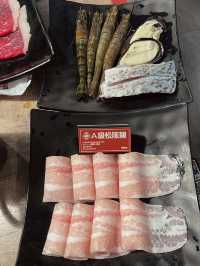 麻辣火鍋吃到飽