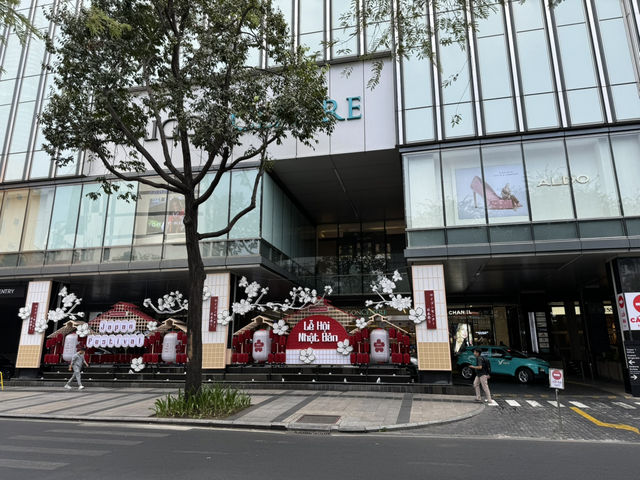 Saigon Centre – ห้างสรรพสินค้าระดับไฮเอนด์ใจกลางโฮ