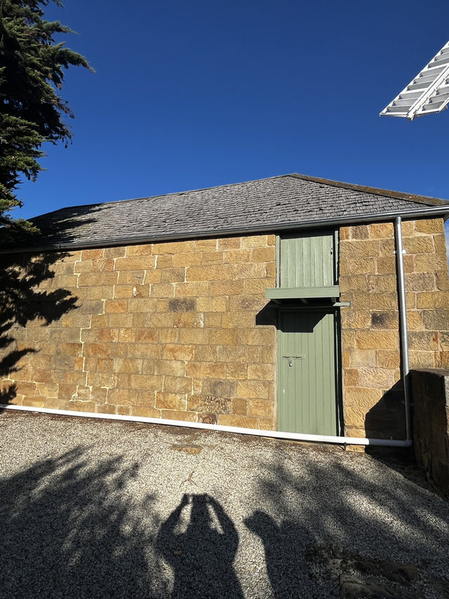 Explore the scenic historic town - Oathlands