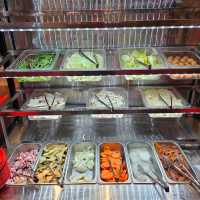ร้านมู่หลานขี่แพนด้าถือน้ำเก๊กฮวย