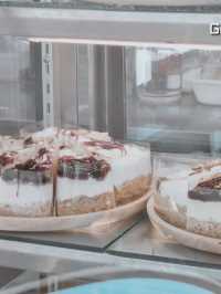 Bliss & Bloom Cafe 