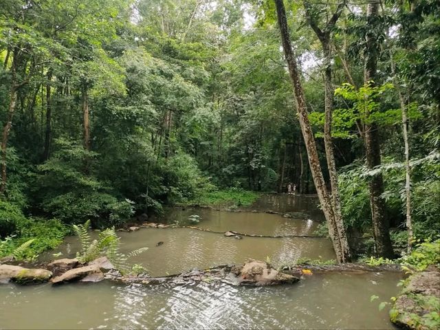 อุทยานแห่งชาติน้ำตกสามหลั่น