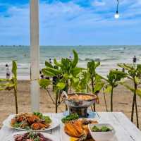ร้านอาหารริมทะเล หัวหิน