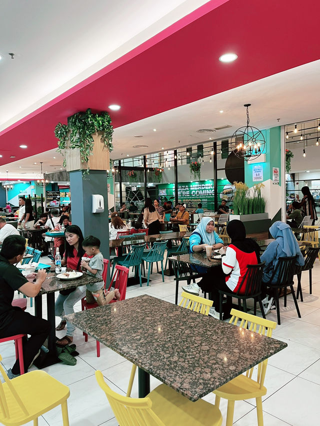 “Evening Bites at Merdeka Plaza – A Taste of Sarawak”