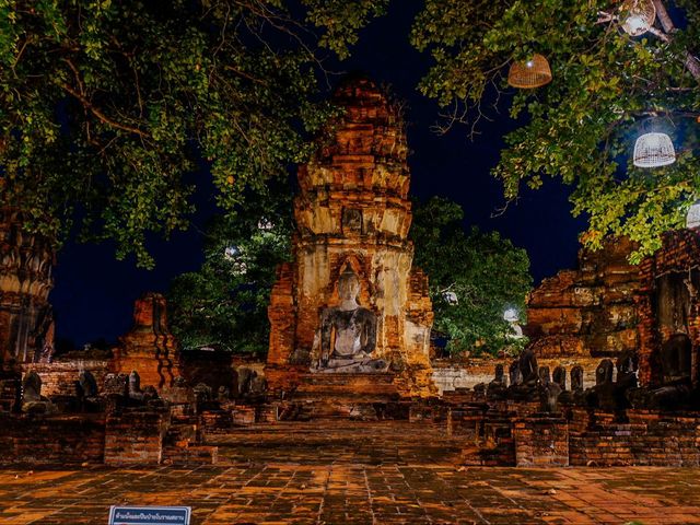 วัดสวยอยุธยา ยามค่ำคืน✨