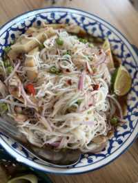 ตำละกอ ร้านอาหารอีสานรสแซ่บหัวหิน