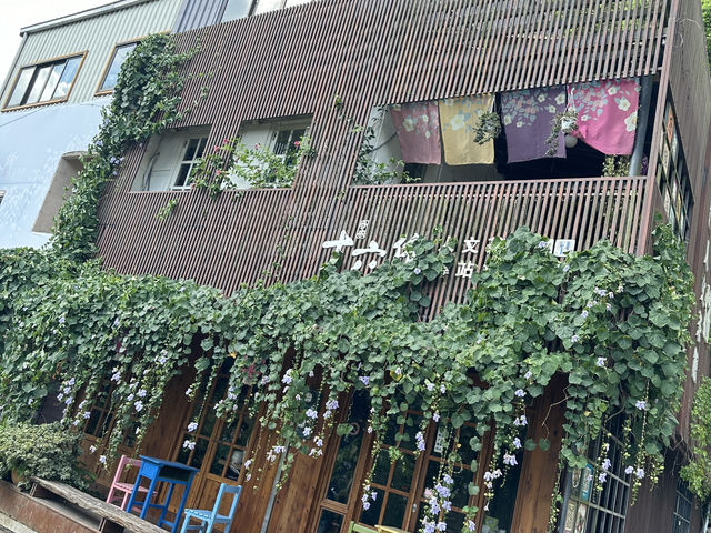 隱身山林的療癒小屋｜苗栗「桌也小屋」住宿體驗