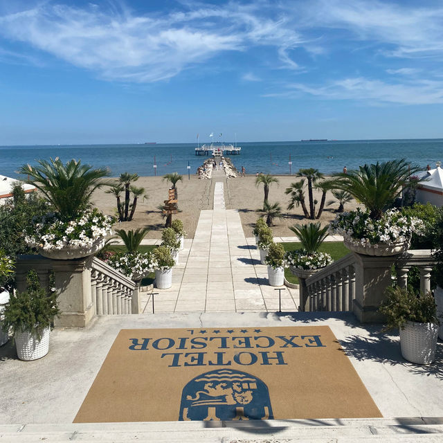 Lido Island is Venice's TRUE Treasure! 🤫 Just €25 for an All-Inclusive Island Pass! 🚤