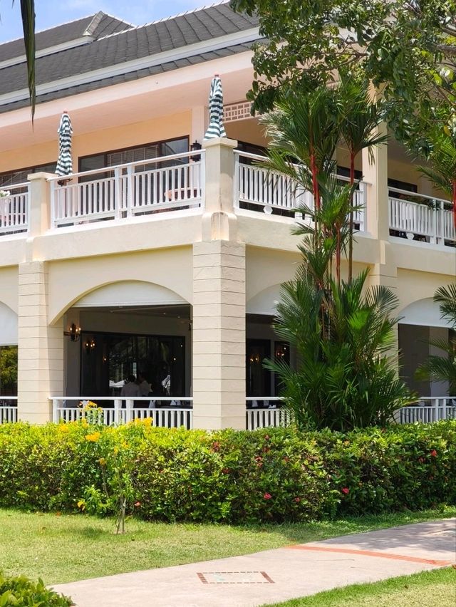 Sofitel Krabi Phokeethra – ที่พักหรูติดหาด
