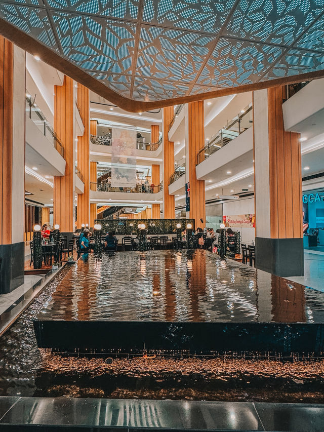 A Calm Lunch Escape at Atria Shopping Gallery