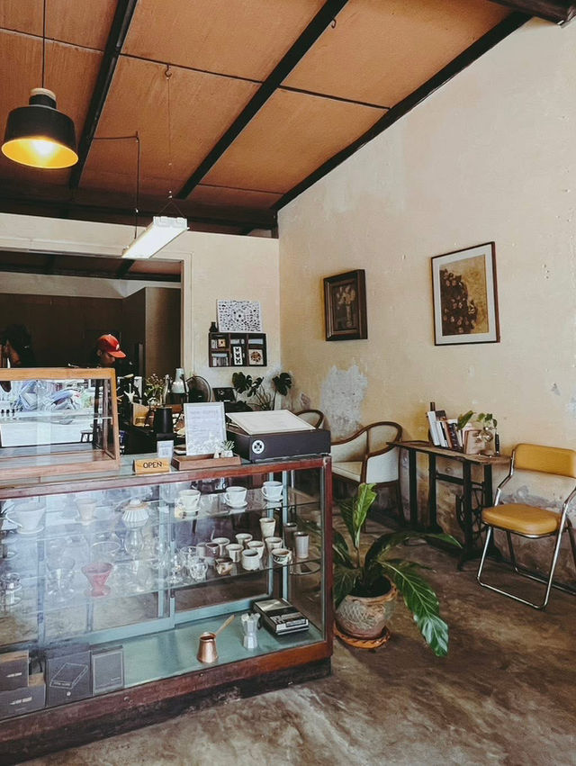 FLOWER COFFEE SLOWBAR