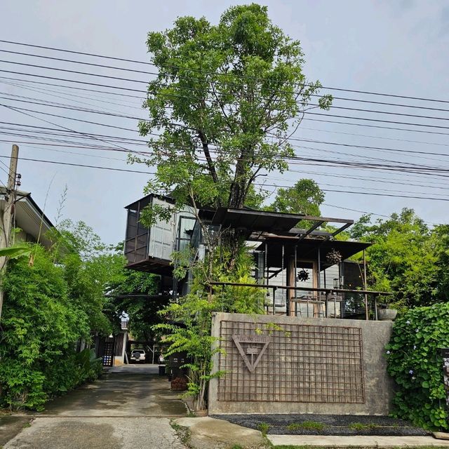 🧩เต็งหนามคอฟฟี่ คาเฟ่ชิคๆ ที่พิษณุโลก🧩