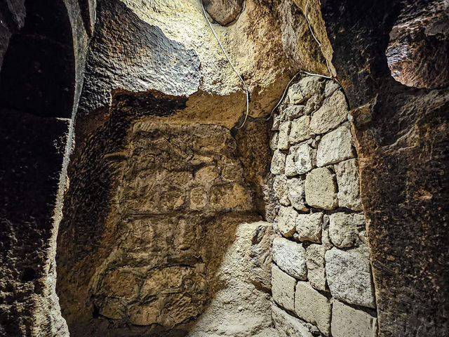 地下に広がる古代の迷宮、カイマクル地下都市へようこそ！